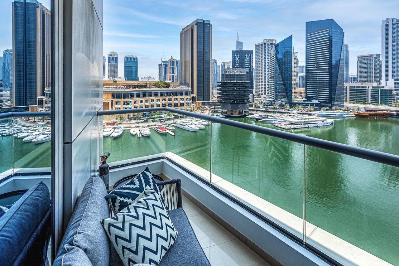 Bay Central, Dubai Marina Exterior foto